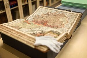 50 let trienále umělecké knižní vazby